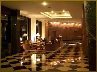 Sri U-Thong Grand Hotel - Suphan Buri - 9