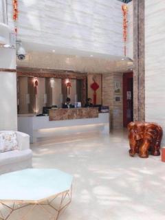 Kunming Tong Yi Business Hotel - 9