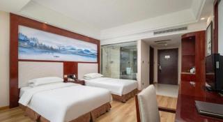 Huayang New Century International Hotel - 2