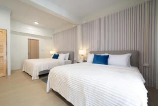 Spacious 8 Bedroom 20 Person Near Patong Beach - 2