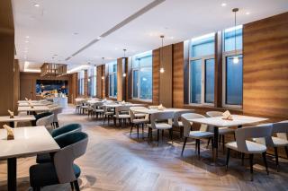 Atour Hotel Qingdao Wusi Square Hong Kong Middle Road - 8