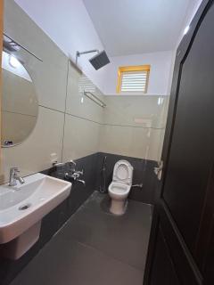 Greenleaf Holidays - 7