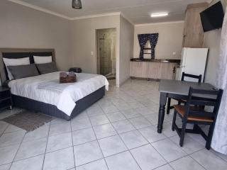 Magnolia Guesthouse - 8