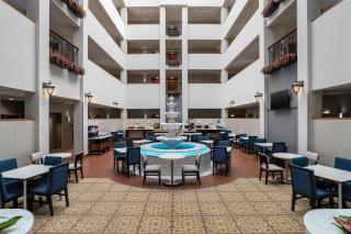 Hampton Inn & Suites By Hilton - Rockville Centre - 3