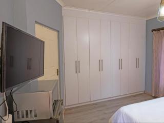 Le Chateau - 2