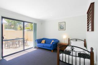 Seahaven by Rockingham Apartments - 6