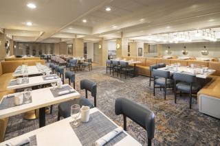 Hilton Milwaukee - 1