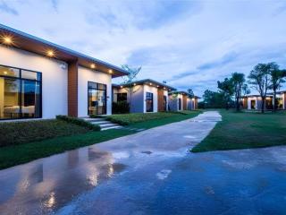 M Boutique Resort - 7