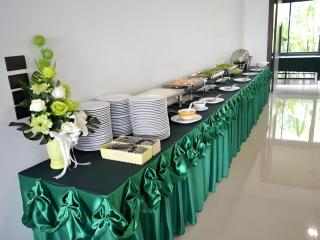 The Convenience Hotel - 9