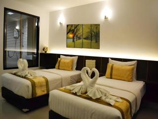 The Convenience Hotel - 1