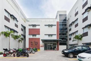 Eighty Eight Hotel - 2