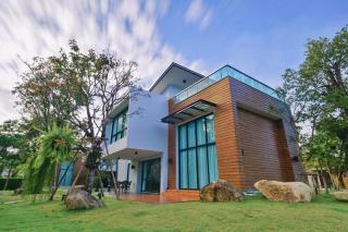 Chatnipa Beach Resort - 1