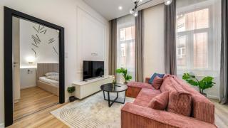 D38 Central Apartment - 7