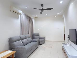 Lais HomeStay Batu Pahat - 4