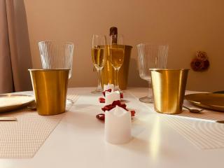 Love Room Valence - Suite romantique avec balnéo privée 2 places - 7
