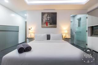 V297 Hillside Sea View Villa with Infinity Pool - 1