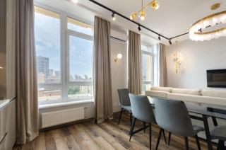 11-157 in RC Zemchuzhina 38, Zhylianska 68,Petrovdom Apartments - 2