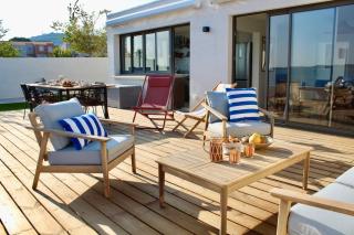 Beach House with Lagoon View Terrace for 7 Guests 4 Star Rated - 3