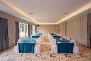 Country Garden Phoenix Hotel Foshan - 2