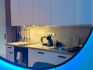 Bright Modern 1BR • Quiet • 20 min Center • Grill - 7