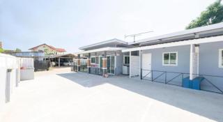 OYO 75383 Danthip Place - 2