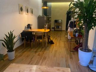 Spacious Apartment near Beach and Night Street - 5