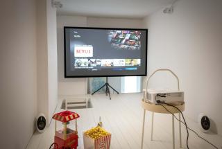 Spacious Apartment for 7 with Cinema Room - 4