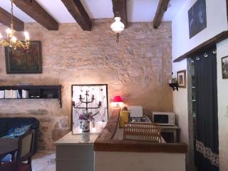 Séjour à deux au Château d'Autoire, studio de charme, tonnelle, vue vallée et village - 7