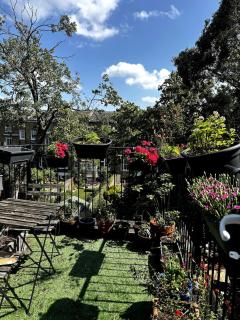 Large 1-bed duplex inc office & terrace - 5