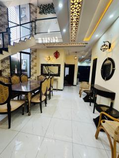 Ultra luxury designer house for rent - 8