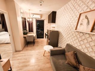 Comfy Plum West Gate Condo 1 BR - 5