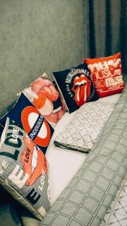 Top Point Terrace Centre View- steps to old town & MedPark - Chişinău - 3