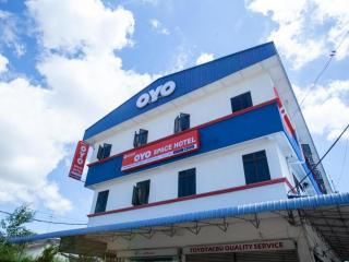 OYO 89487 Space Hotel - 6