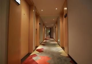 Borrman Hotel Zhuhai Gongbei Port Fuhuali Light Rail - 5