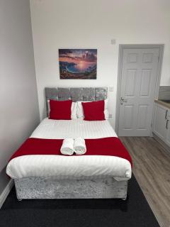 Comfortable Stay - Derby Road - 8