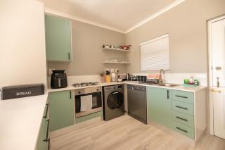 Port Owen Marina Starlight 23 by First Private Stays - 5