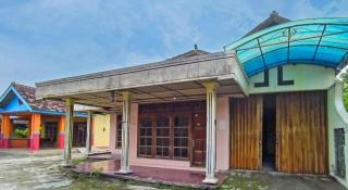 OYO Life 93662 Kost Pak Budi - 2