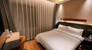 GreenTree Inn Datong YundinGYAyuan Express Hotel - 1