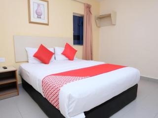 Super OYO 635 Seven Days Hotel - 7