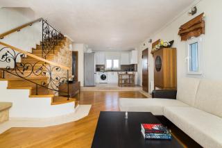 Mama's Horizon Villa by Booking Kottas - 3