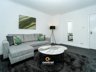 Coming Soon - 2 Bedroom - Modern - Free Parking - 9