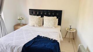 Dainfern Luxury Penthouse - 4