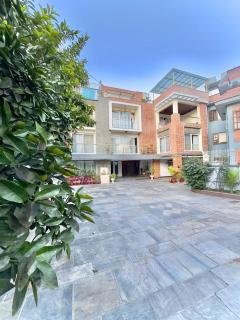Triluna Apartments - 2