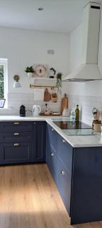 Country Retreat at Winnie's Lodge, Kells - 2