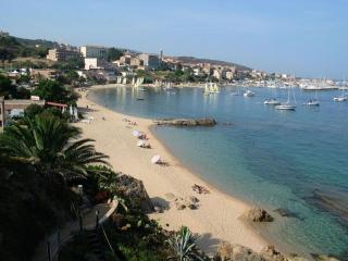 Entre mer, piscine et maquis, T2 avec panorama - 3