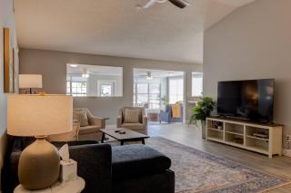 Tall Timbers Waterfront Oasis 3Br 2 Bath Retreat - 0