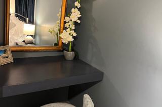 The Cozy Mitten 2 Bedroom1 Bath, Fenced Yard - 4