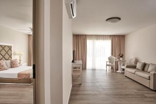 Sandy Villas Resort by Rizos Resorts - 1