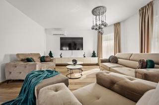 Villa Renci near Umag for 8 persons with 30 m2 private heated pool - 1