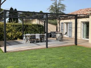 Maison climatisée avec grand jardin, piscine privée et Jacuzzi - Saint-Didier - 9